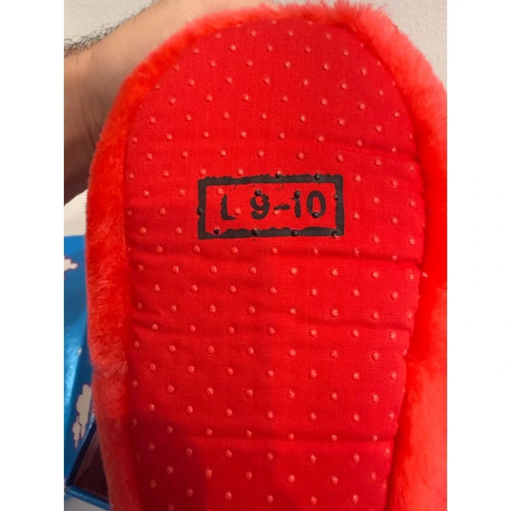 Vintage 1998 Sesame Street Elmo Giggling Slippers SG Footwear Red Plush NIB
